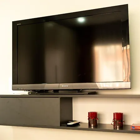 Solo Tourism Boutique Demircikara Apartment *