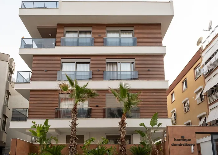 Daire Solo Tourism Boutique Demircikara