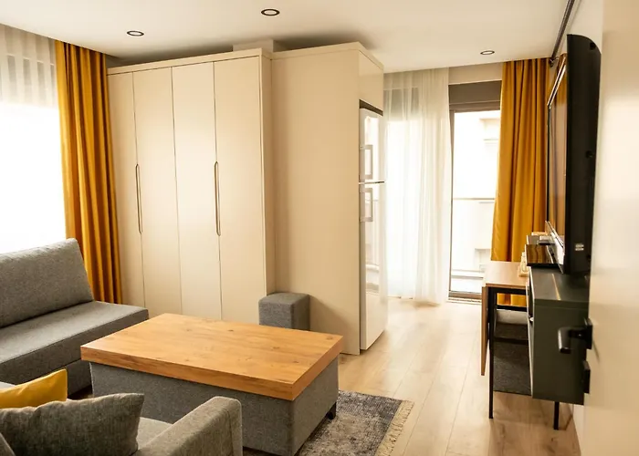 Solo Tourism Boutique Demircikara Appartement *